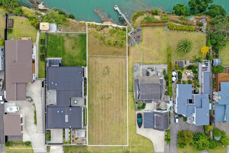 Photo of property in 39 Pohutukawa Road, Whenuapai, Auckland, 0618