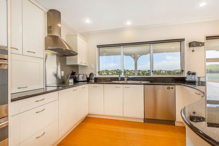 Photo of property in 15 Bosun Terrace, Whitby, Porirua, 5024