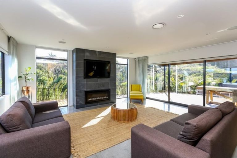 Photo of property in 70 Links Drive, Waiwhakaiho, New Plymouth, 4312