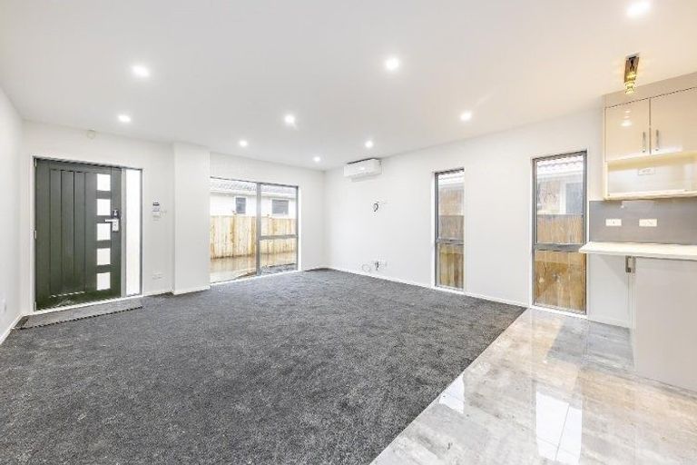 Photo of property in 28a Fernaig Street, Papakura, 2110