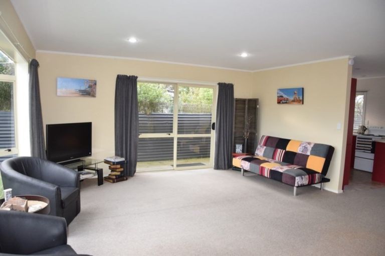 Photo of property in 35-37 Moa Street, Waikiwi, Invercargill, 9810