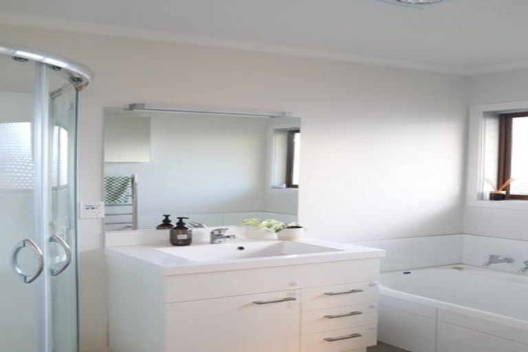 Photo of property in 146 Cambridge Road, Bethlehem, Tauranga, 3110