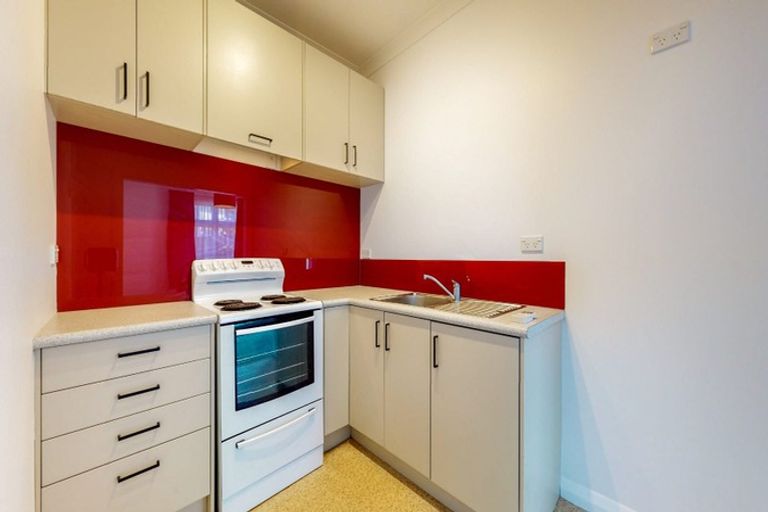 Photo of property in 3a Linwood Way, Island Bay, Wellington, 6023