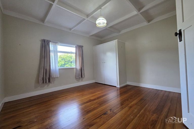 Photo of property in 1/16 Northcote Road, Takapuna, Auckland, 0622