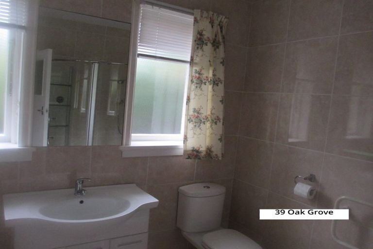 Photo of property in 39 Oak Grove, Ashburton, 7700