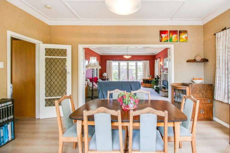 Photo of property in 55 Te Mata Road, Havelock North, 4130