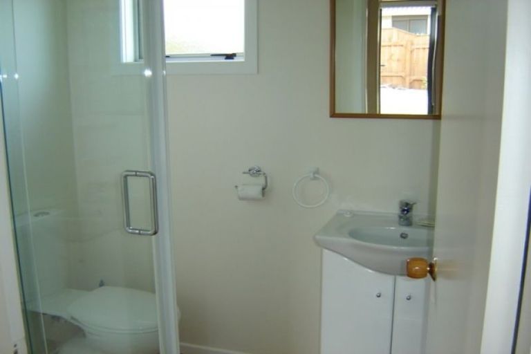 Photo of property in 9 Hohiria Street, Waikanae Beach, Waikanae, 5036