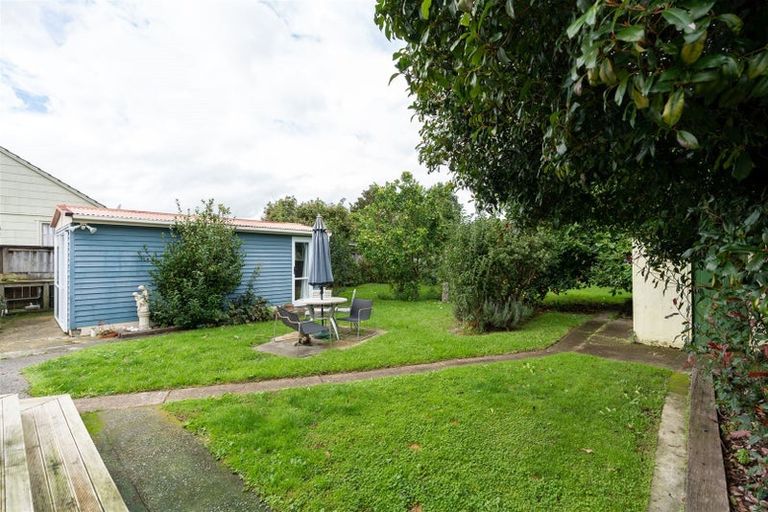 Photo of property in 118 Fairfield Road, Fairfield, Hamilton, 3214