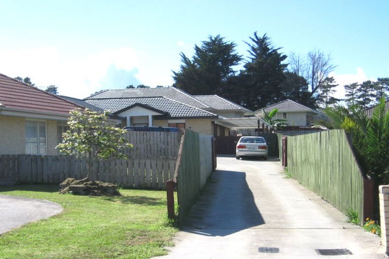 Photo of property in 16 Cretian Crescent, Henderson, Auckland, 0612
