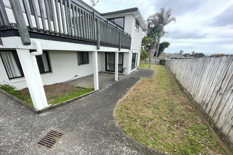 Photo of property in 21 Frederick Reece Drive, The Gardens, Auckland, 2105