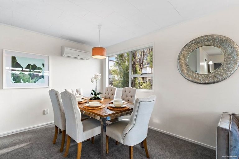 Photo of property in 10 Kereru Place, Half Moon Bay, Auckland, 2012