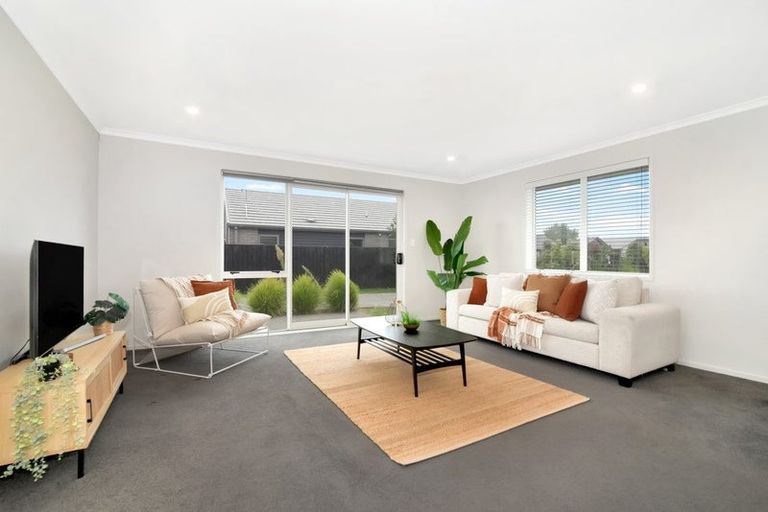 Photo of property in 16 Empire Crescent, Papamoa, 3118