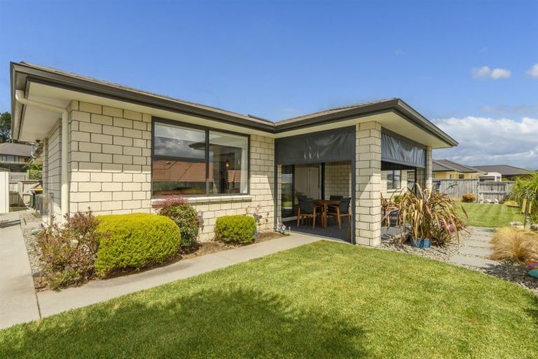 Photo of property in 6 Damien Place, Ohauiti, Tauranga, 3112