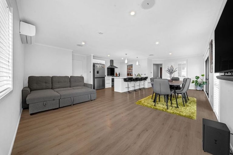 Photo of property in 11 Millbrae Place, Pokeno, 2402