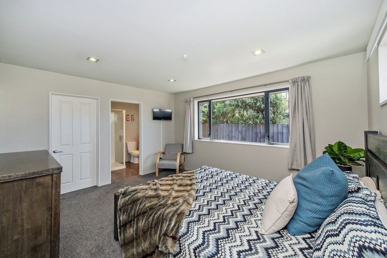 Photo of property in 2 Goldie Place, Rolleston, 7614