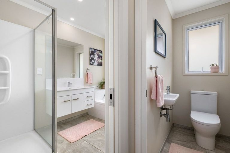 Photo of property in 2 Gleneagles Drive, Aongatete, Katikati, 3178