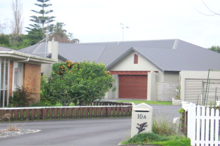 Photo of property in 10b Mcnicol Street, Fairfield, Hamilton, 3214