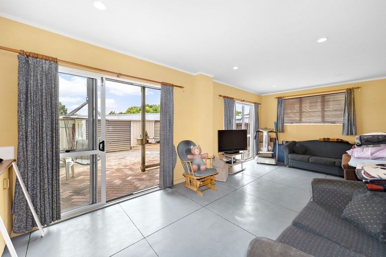 Photo of property in 5 Matapouri Road, Mangere Bridge, Auckland, 2022