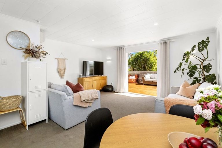 Photo of property in 5a Christchurch Crescent, Kelson, Lower Hutt, 5010