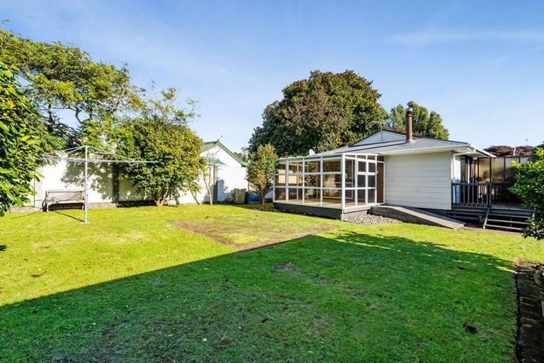 Photo of property in 12 Villa Place, Bell Block, New Plymouth, 4312