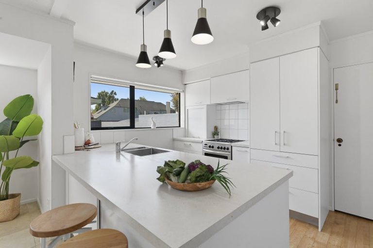 Photo of property in 317b Devonport Road, Tauranga, 3110