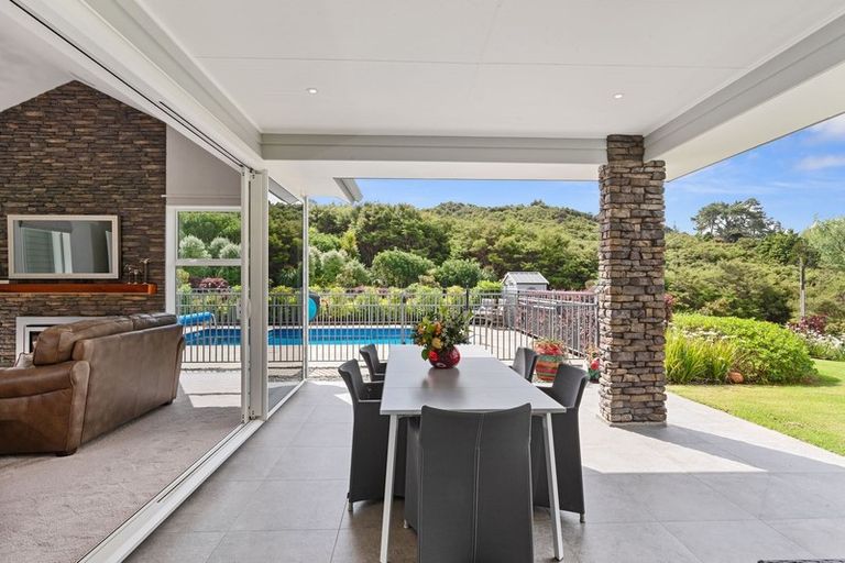 Photo of property in 101 Monowai Road, Wainui, Silverdale, 0994