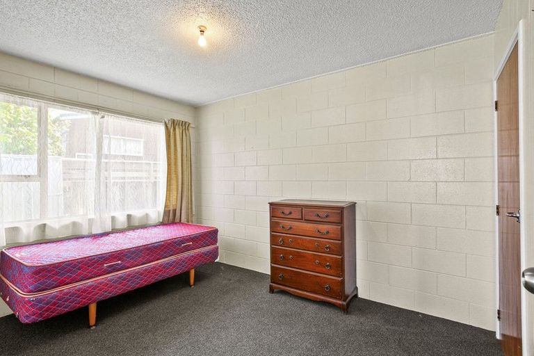 Photo of property in 1/124 Ngamotu Road, Spotswood, New Plymouth, 4310