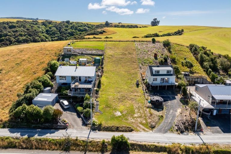 Photo of property in 1406 Taieri Mouth Road, Taieri Mouth, 9091
