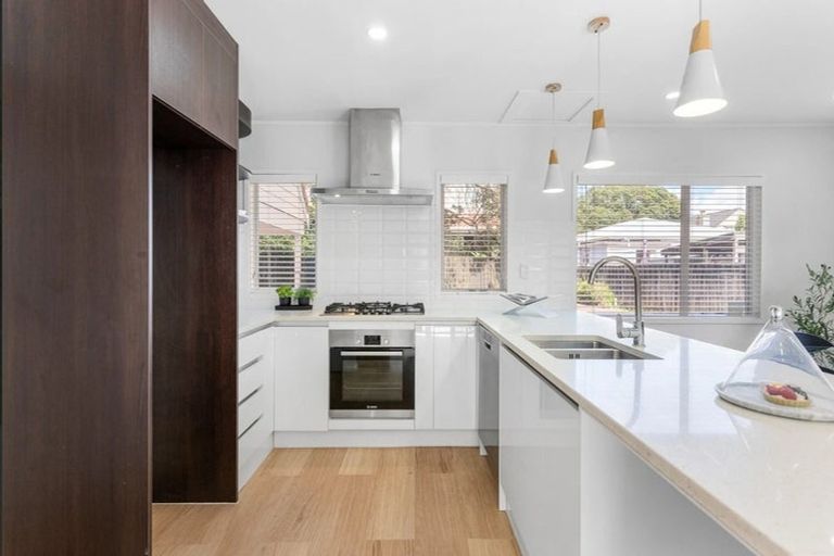 Photo of property in 4/31 Wairakei Street, Greenlane, Auckland, 1051