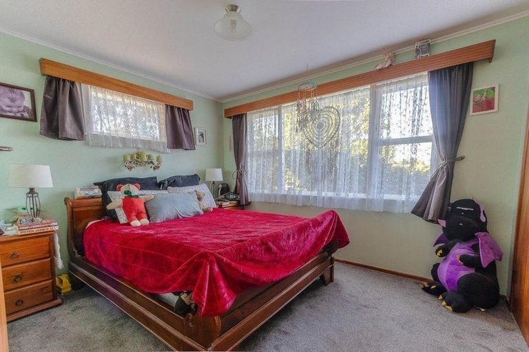 Photo of property in 2 Kuaka Place, Castlecliff, Whanganui, 4501