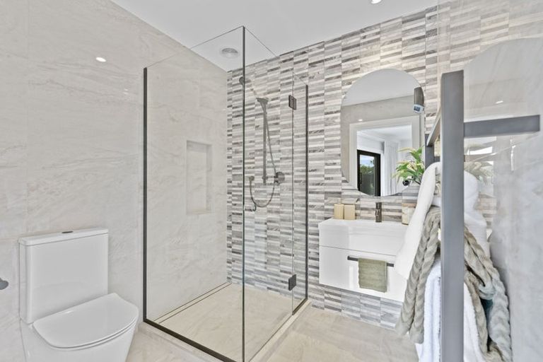 Photo of property in 66 Hackthorne Road, Cashmere, Christchurch, 8022