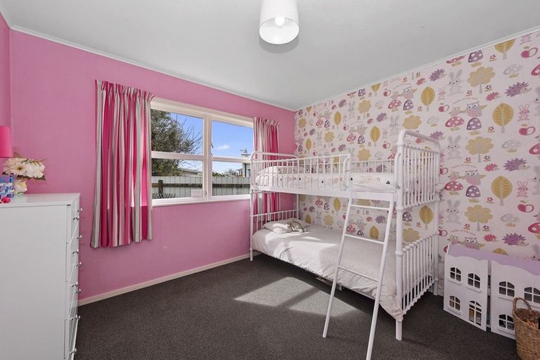 Photo of property in 4a Larnach Street, St Andrews, Hamilton, 3200