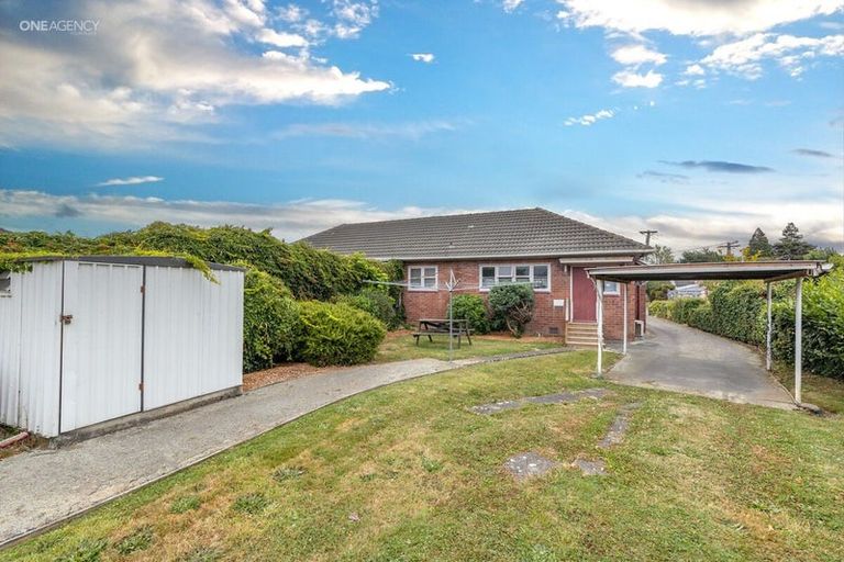 Photo of property in 16 Sewell Street, Linwood, Christchurch, 8062