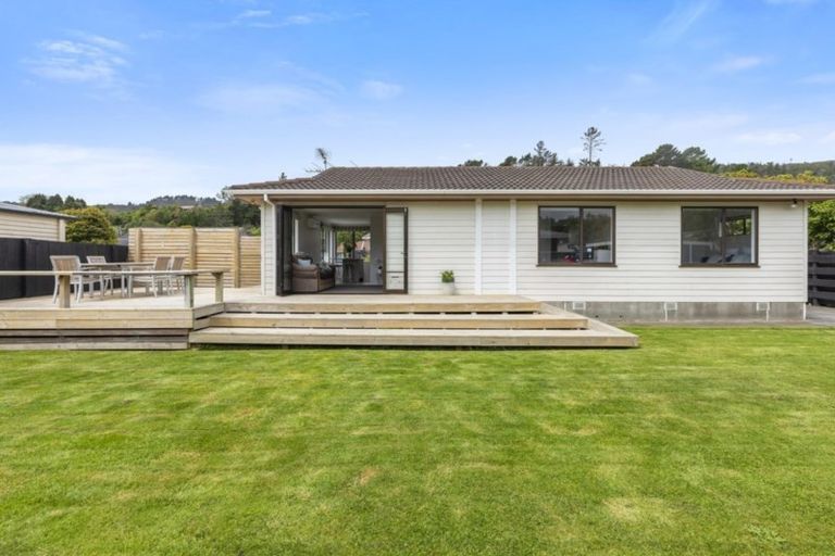 Photo of property in 2/18 Montgomery Street, Stokes Valley, Lower Hutt, 5019