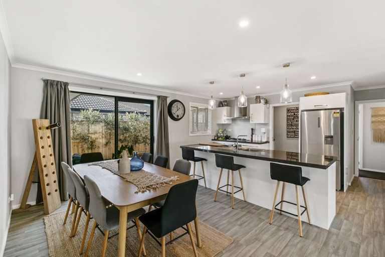 Photo of property in 16 Wahaika Way, Papamoa Beach, Papamoa, 3118