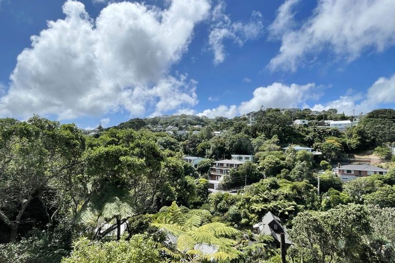 Photo of property in 63 Cashmere Avenue, Khandallah, Wellington, 6035