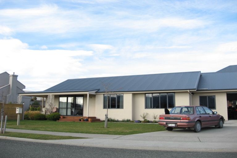 Photo of property in 21 Lawson Burrows Crescent, Te Anau, 9600