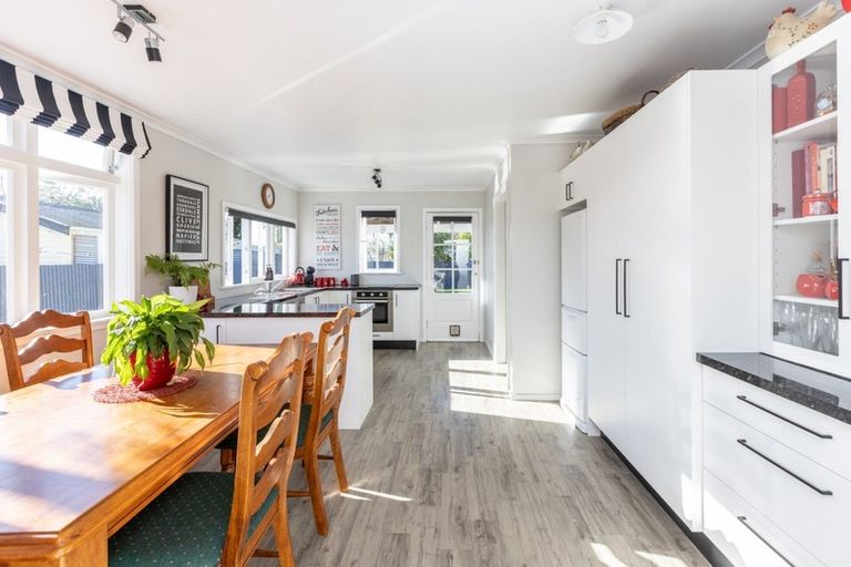 Photo of property in 306 Fenwick Street, Mayfair, Hastings, 4122