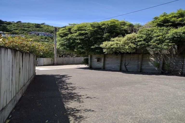 Photo of property in 21 Warwick Street, Wilton, Wellington, 6012