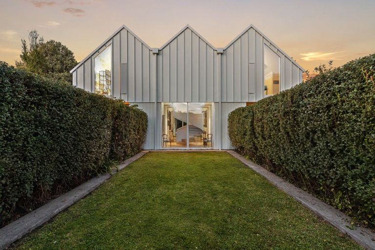 Photo of property in 101 Fendalton Road, Fendalton, Christchurch, 8014