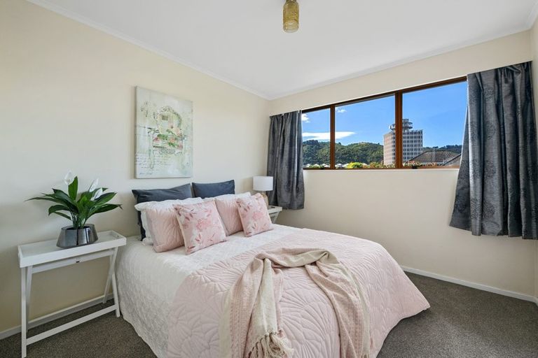 Photo of property in 18 De Menech Grove, Avalon, Lower Hutt, 5011