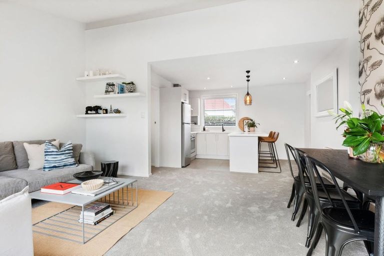 Photo of property in 2/42 Gordon Avenue, St Albans, Christchurch, 8014