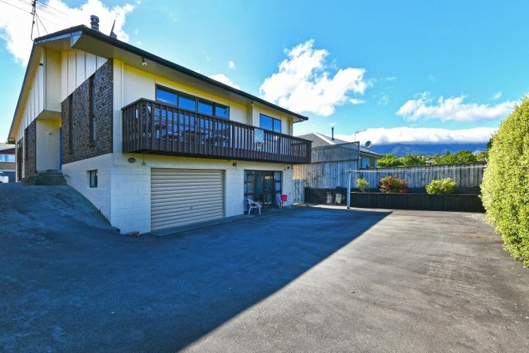 Photo of property in 7 Sunnyview Drive, Brown Owl, Upper Hutt, 5018