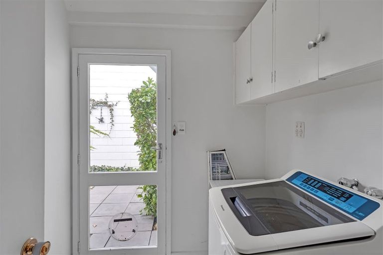 Photo of property in 16b Makora Street, Fendalton, Christchurch, 8041