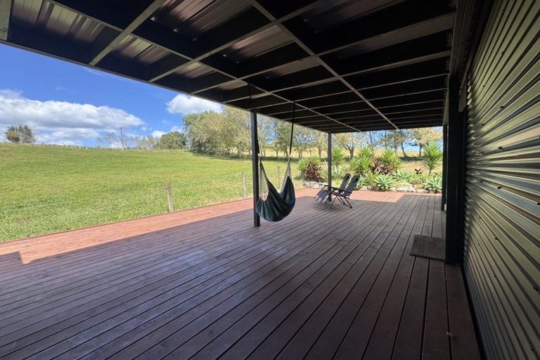 Photo of property in 83 Gelling Road, Ararimu, Papakura, 2583