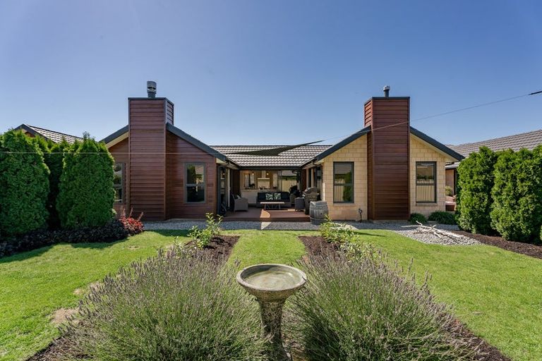 Photo of property in 12 Ethereal Crescent, Mount Pisa, Cromwell, 9383