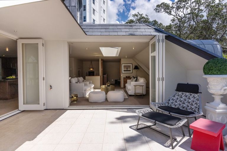 Photo of property in 1/121 Saint Stephens Avenue, Parnell, Auckland, 1052