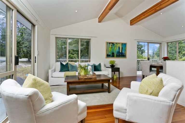 Photo of property in 1/226 Forrest Hill Road, Forrest Hill, Auckland, 0620