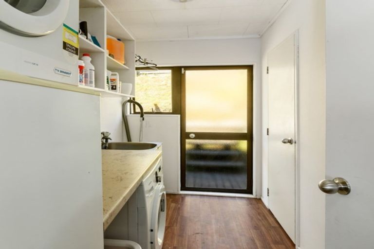 Photo of property in 68b Iriirikapua Parade, Owhata, Rotorua, 3010