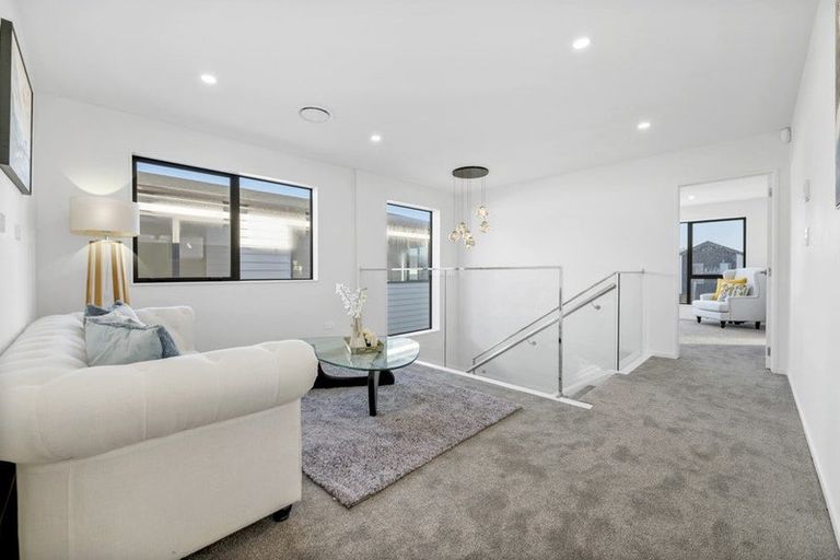 Photo of property in 15 Star Cross Road, Karaka, 2580